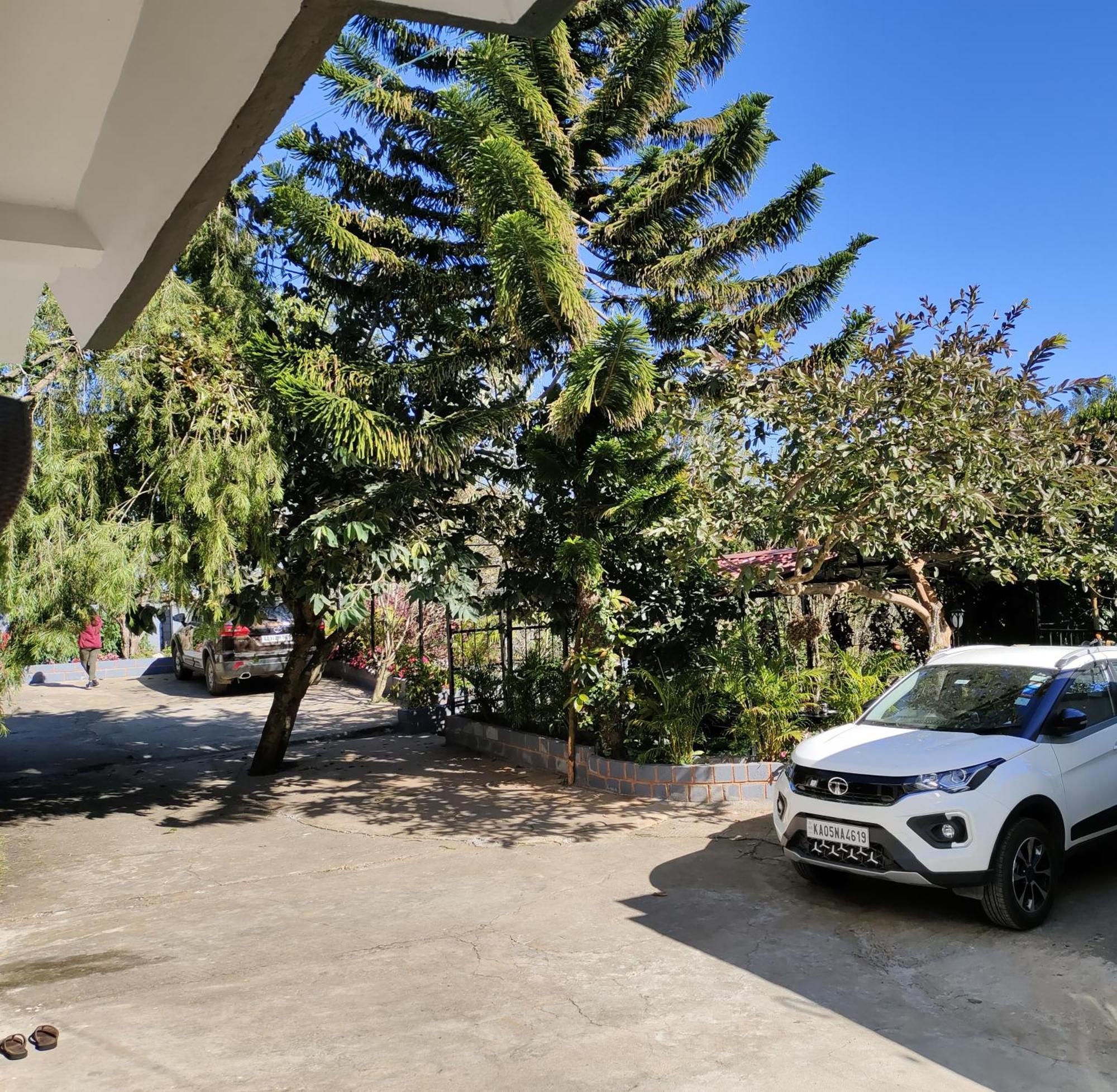 Pear Tree Entire 2Bhk Villa Котагири Экстерьер фото